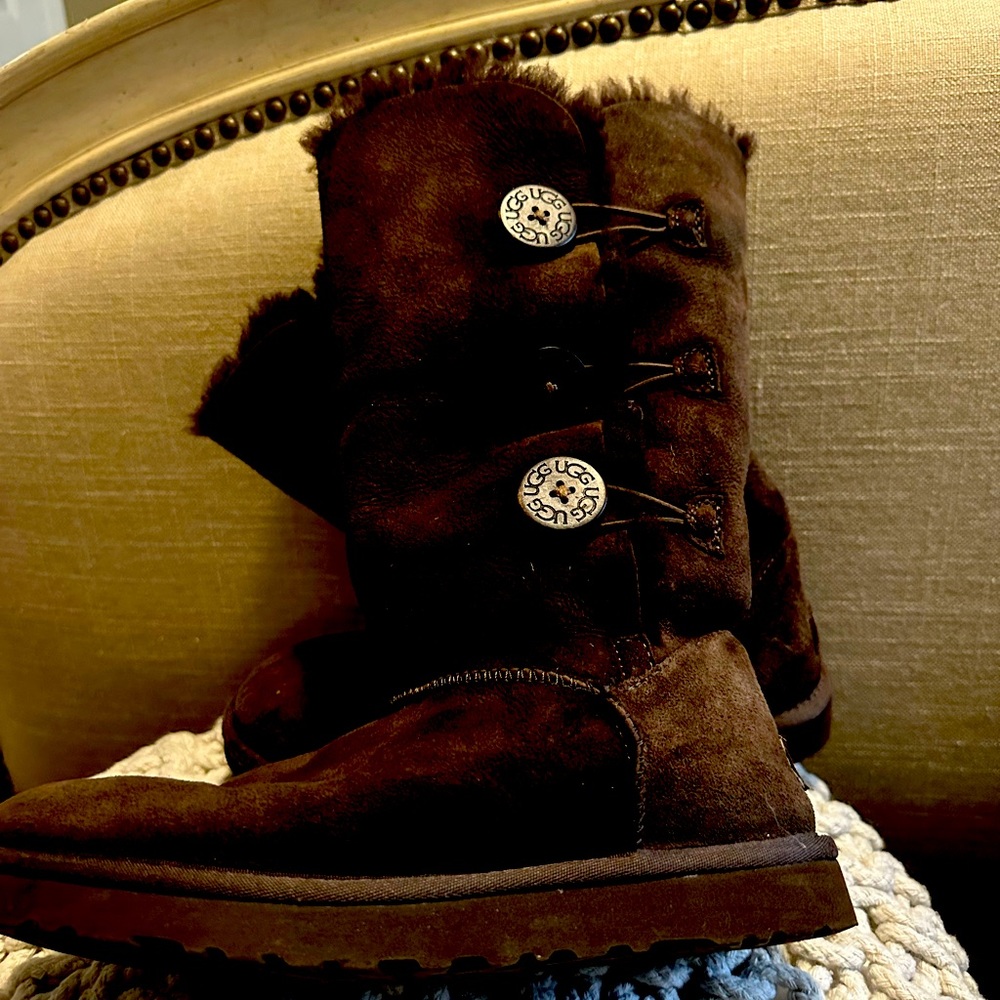 Dark Brown Ugg Boots